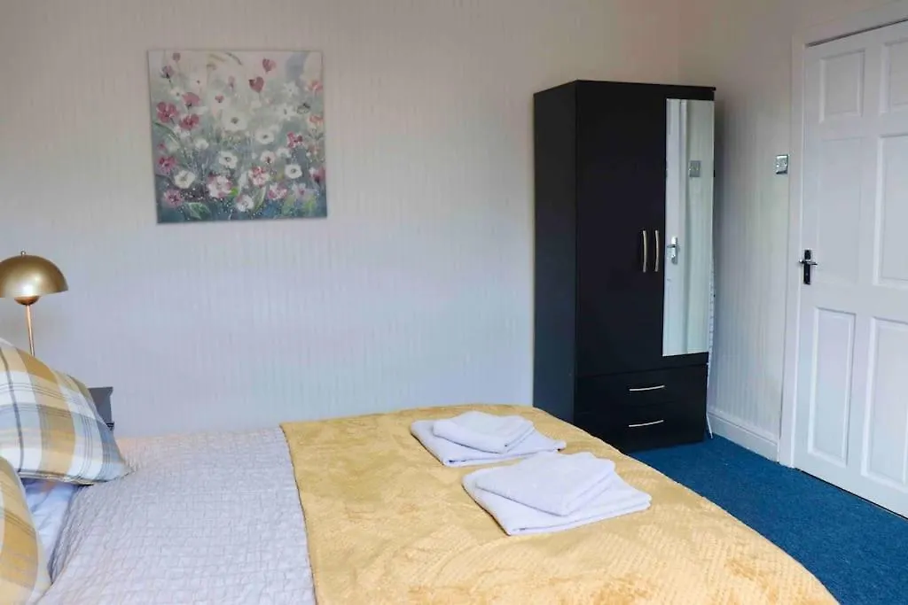 Peaceful 2 Bed House Free Wifi And Parking Lägenhet Leeds  0*, Leeds (West Yorkshire)