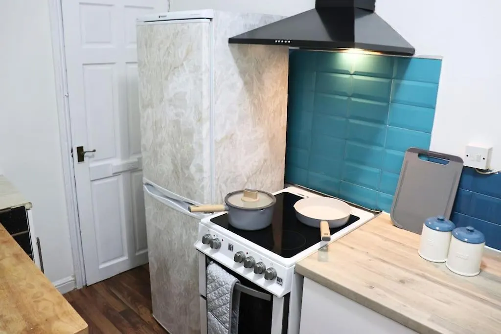 Peaceful 2 Bed House Free Wifi And Parking Lägenhet Leeds  0*, Leeds (West Yorkshire)